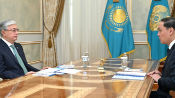 Фотография к новости: Президент тұрғындардың табысын арттыруға бағытталған бірқатар тапсырма берді