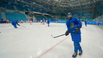 Фотография к новости: Жасөспірімдер Олимпиадасында хоккейшілер жеңіске қол жеткізді