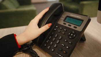 Фотография к новости: Алматыда жер сілкінісіне байланысты жедел желі іске қосылды