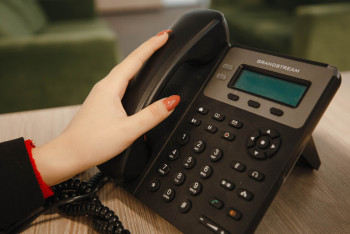 Фотография к новости: Алматыда жер сілкінісіне байланысты жедел желі іске қосылды