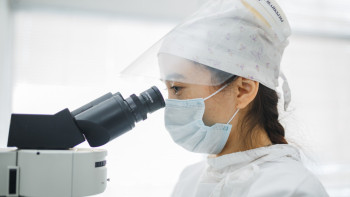 Фотография к новости: Қазақстанда алғаш рет ракқа қарсы дәрі жасалды