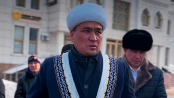 Фотография к новости: Алматы мешіттерінде жер сілкінісінен кейін құрбандық шалынды