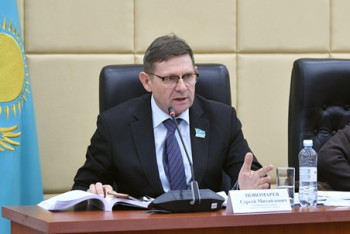 Фотография к новости: Билл Гейтс пе, әлде Илон Маск па? – Депутат ақпарат тарату жүйесін сынады