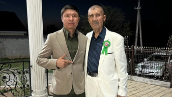 Фотография к новости: Әнші Бағлан Әбдірайымовтың әкесі дүниеден өтті