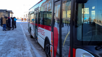 Фотография к новости: Шымкентте автобус жүргізушілері жол ережесін жиі бұзады