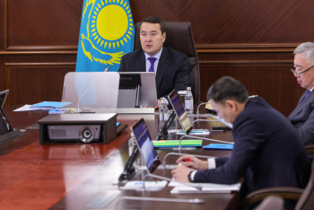 Фотография к новости: Үкімет агроөнеркәсіп кешенін дамыту бойынша жаңа тәсілдер енгізуде