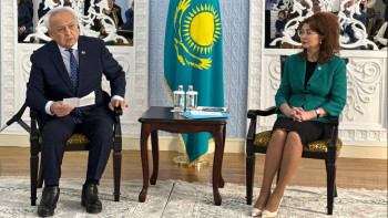 Фотография к новости: Алматыда Президенттік әдеби сыйлық жеңімпаздары марапатталды