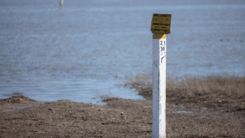 Фотография к новости: Зайсанда су тасқынына дайындық пысықталып жатыр