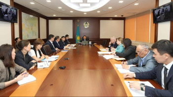 Фотография к новости: Көлік министрлігі елімізде салынатын әуежайлардың құрылыс мәселелерін талқылады