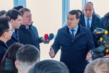 Фотография к новости: Смайылов Қостанай облысындағы машина жасау кәсіпорындарын аралады