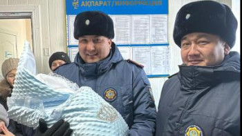 Фотография к новости: Жаңа туған нәрестеге құтқарушының есімі берілді