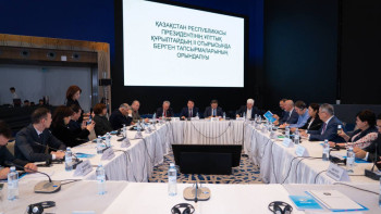 Фотография к новости: Ұлттық құрылтай мүшелерімен кездесуде қандай мәселе талқыланды