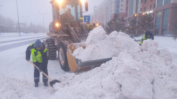 Фотография к новости: Астанада қар тазалауға 2,3 мыңнан аса жұмысшы жұмылдырылды