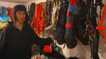 Фотография к новости: Алыс ауылдағы ат әбзелдерін жасайтын шебер