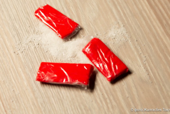 Фотография к новости: Жасөспірімдер есірткіге неге құмар?