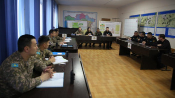 Фотография к новости: Сарбаздар әскери қызмет өткеруден неге жалтарады