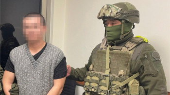 Фотография к новости: Қазақстандық Стамбұлдан Алматыға айдауылмен депортацияланды