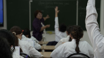 Фотография к новости: Ұстаздардың жалақысы қанша теңгеге өскені белгілі болды