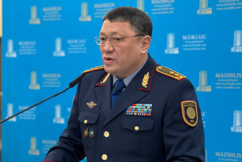 Фотография к новости: Енді Өзбекстан азаматтары елімізде 30 күн тіркеусіз жүре алады