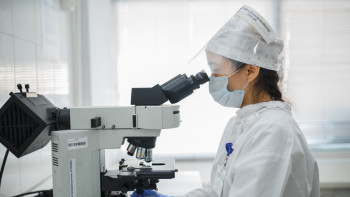 Фотография к новости: Медицина университеті екіге бөлінеді