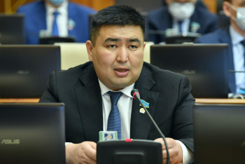 Фотография к новости: "Өткенде Бишімбаев, бүгін Дәкебаев". Депутат қылмыскерлерді қатаң жазалауды сұрады