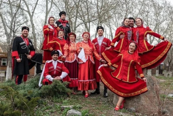 Фотография к новости: Қарағандыда казак мотивтерін іздеп келетін көрермен бар