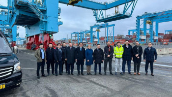 Фотография к новости: Қазақстан Роттердам портын ынтымақтастыққа шақырды