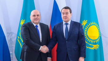 Фотография к новости: Смайылов пен Мишустин отандық тасымалдаушылардың Ресейге кіруіне қатысты проблемаларды талқылады