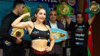 Фотография к новости: Бірінші раундтағы нокаут! Қазақстандық бұрымды әлем чемпионы атағын жеңіп алды