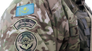 Фотография к новости: Абайлаңыз. Енді алаяқтар әскерге көшті