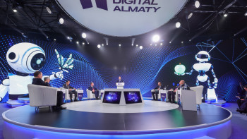 Фотография к новости: Смайылов еуразиялық кеңістікте цифрлық платформа құруды ұсынды