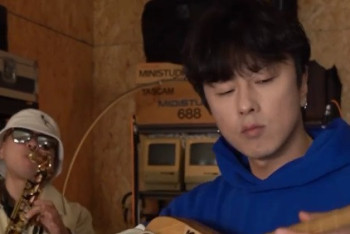 Фотография к новости: Шәмшінің әнін қазақша айтқан кәріс әншісі желіде қызу талқыланып жатыр