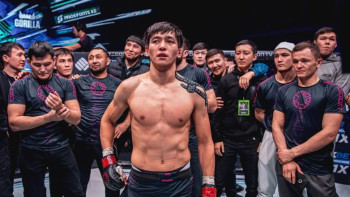 Фотография к новости: Азат Мақсұм UFC-дегі ең үздік жекпе-жек үшін бонус алады