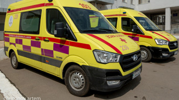 Фотография к новости: Жедел жәрдем жүргізушілері әріптесін соққыға жыққан соң челлендж бастап кетті