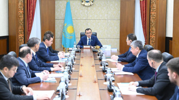 Фотография к новости: Сенат отырысының күн тәртібі бекітілді