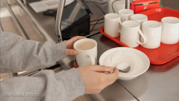 Фотография к новости: Түркістан облысындағы оқушылар мен мұғалімдер тамақтан уланбаған