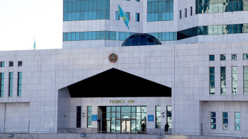 Фотография к новости: Үкіметтің кеңейтілген отырысы басталды