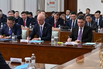 Фотография к новости: Тоқаев Үкіметке Инфрақұрылым жоспарын қайта қарауды тапсырды