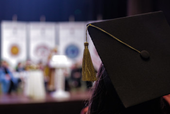 Фотография к новости: «Күміс университет»: 50 жастан асқан жандар үшін ерекше жоба жұмыс істейді