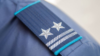 Фотография к новости: Азаматтарды 3 млрд теңгеге алдаған қылмыстық топтың жетекшісін ұстады