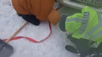 Фотография к новости: Полиция ауа райының қолайсыздығына байланысты тұрғындарға жолға шықпауларын сұрайды