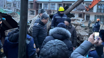 Фотография к новости: Алматы қаласының әкімі шұғыл көшпелі кеңес өткізді