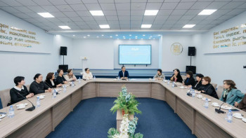 Фотография к новости: Іскер әйелдер Абай облысының дамуын талқылады