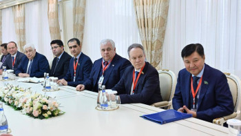 Фотография к новости: Жақып Асанов Әзербайжан Милли Мәжілісінің төрағасымен кездесті