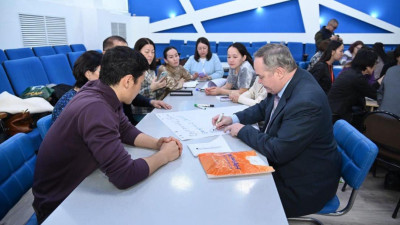 Жұбанов университетінде 80 оқытушы арнайы оқыту курсынан өтуде
