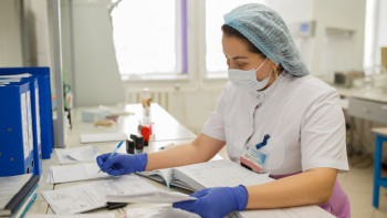 Фотография к новости: Ересектер арасында қызылша ауруын жұқтыру көбейіп барады