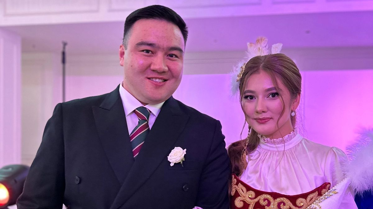  әлеуметтік желіден