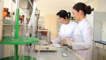 Фотография к новости: Министр ғылымдағы әйелдер мен қыздарды құттықтады