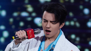 Фотография к новости: Димаш үшінші рет "Халықтың сүйіктісі" атағын иеленді