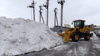 Фотография к новости: Астанада қар тазалауға 2,3 мыңнан аса жол жұмысшысы жұмылдырылды